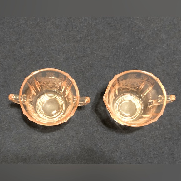 Vintage pink depression sugar and creamer set - Picture 2 of 5